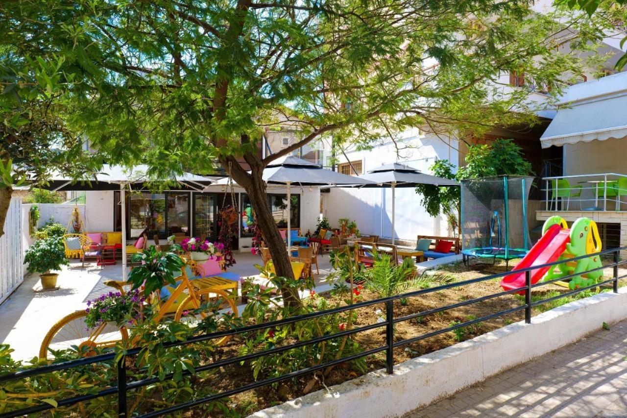 Hotel Eden Sarande Bagian luar foto