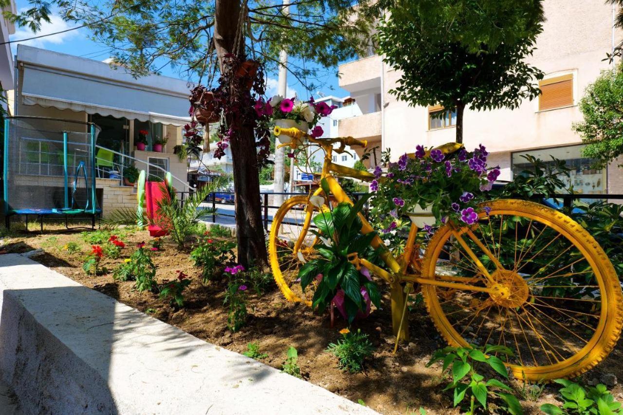 Hotel Eden Sarande Bagian luar foto