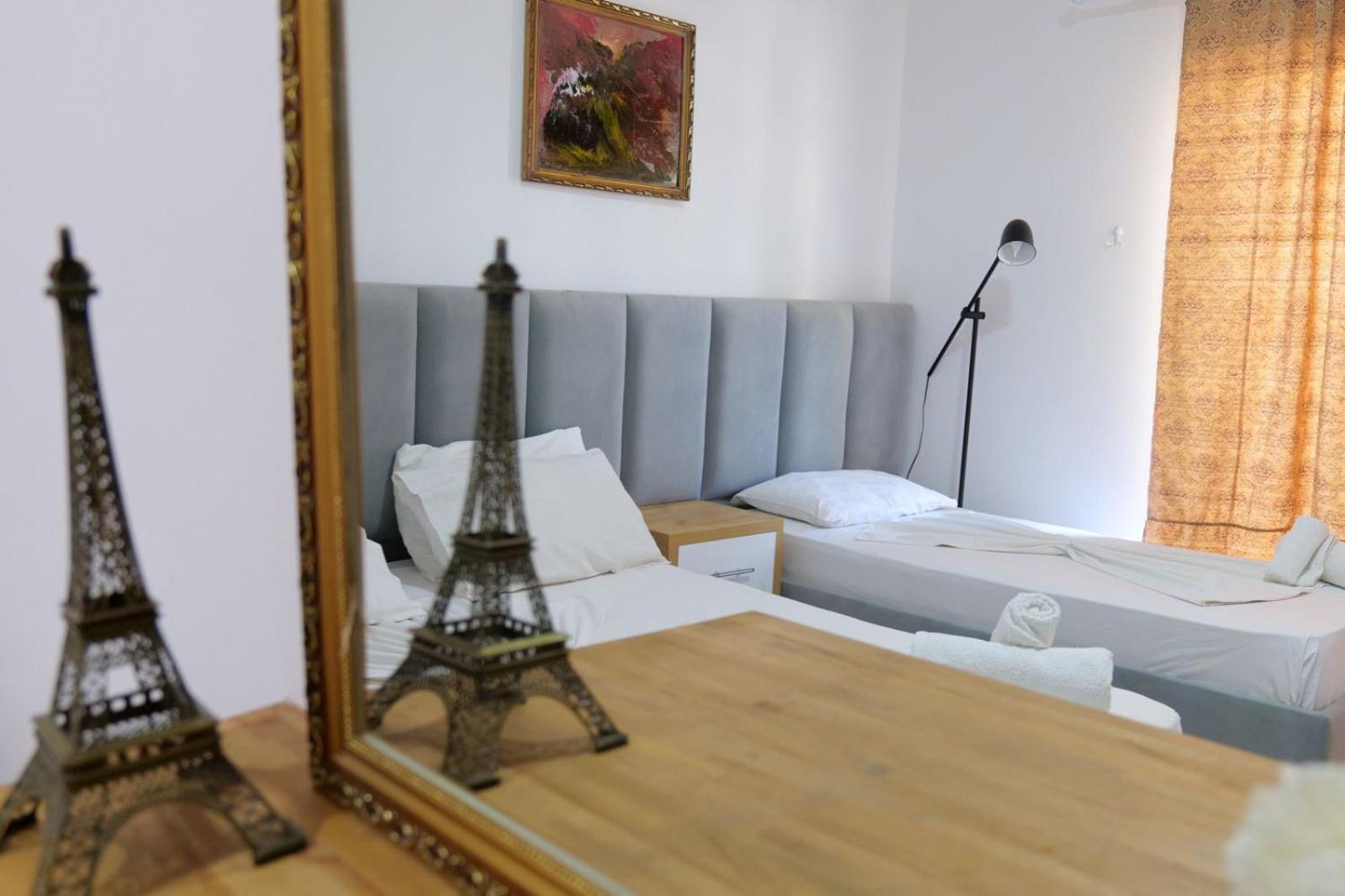 Hotel Eden Sarande Bagian luar foto