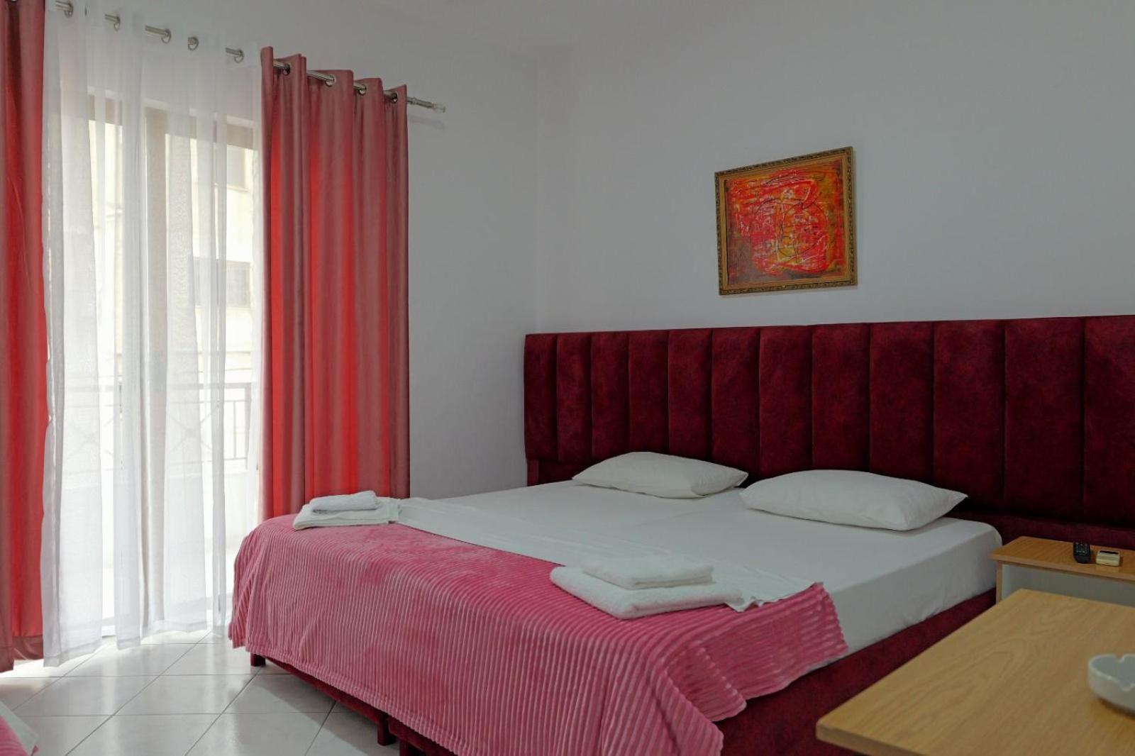 Hotel Eden Sarande Bagian luar foto