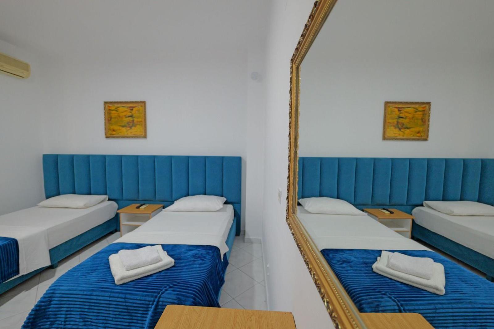 Hotel Eden Sarande Bagian luar foto