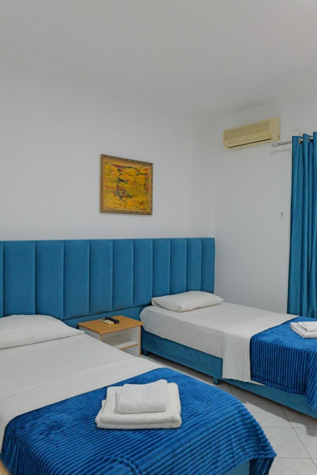 Hotel Eden Sarande Bagian luar foto