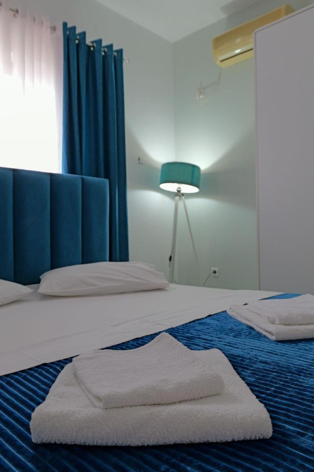Hotel Eden Sarande Bagian luar foto