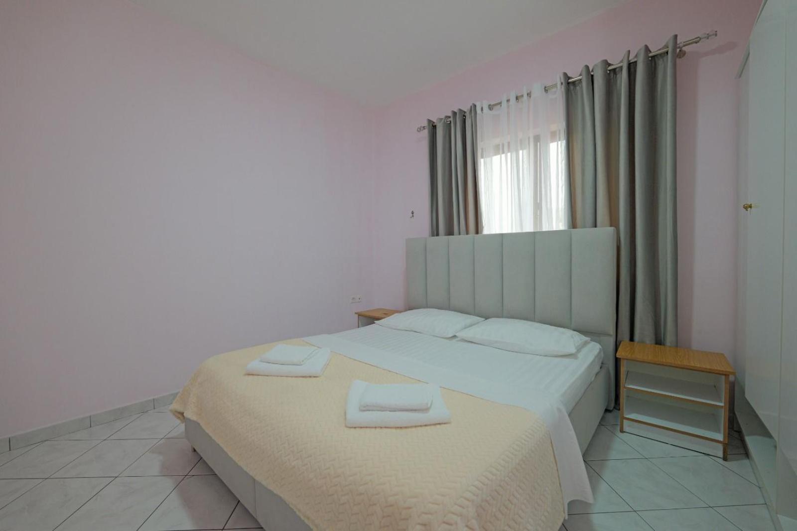 Hotel Eden Sarande Bagian luar foto