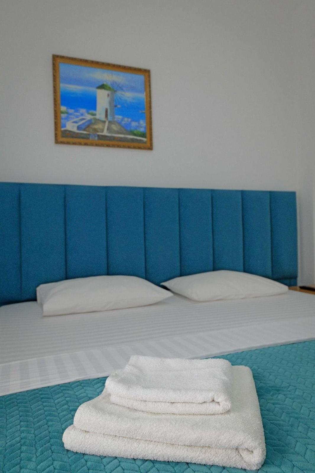 Hotel Eden Sarande Bagian luar foto